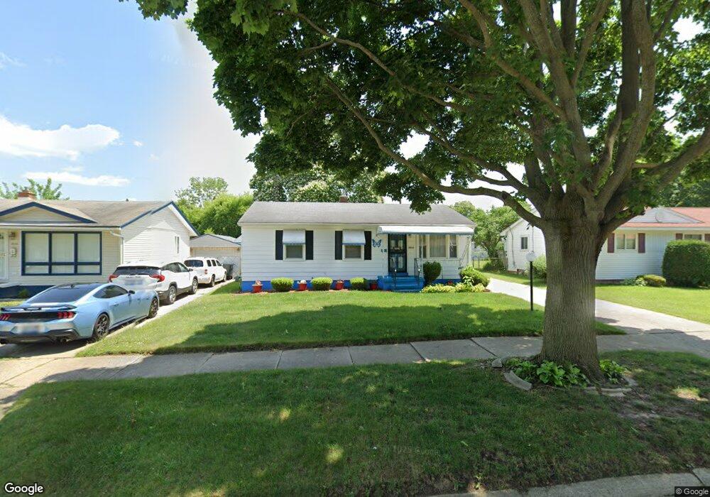 2043 Chelan St, Flint, MI 48503 - photo 1