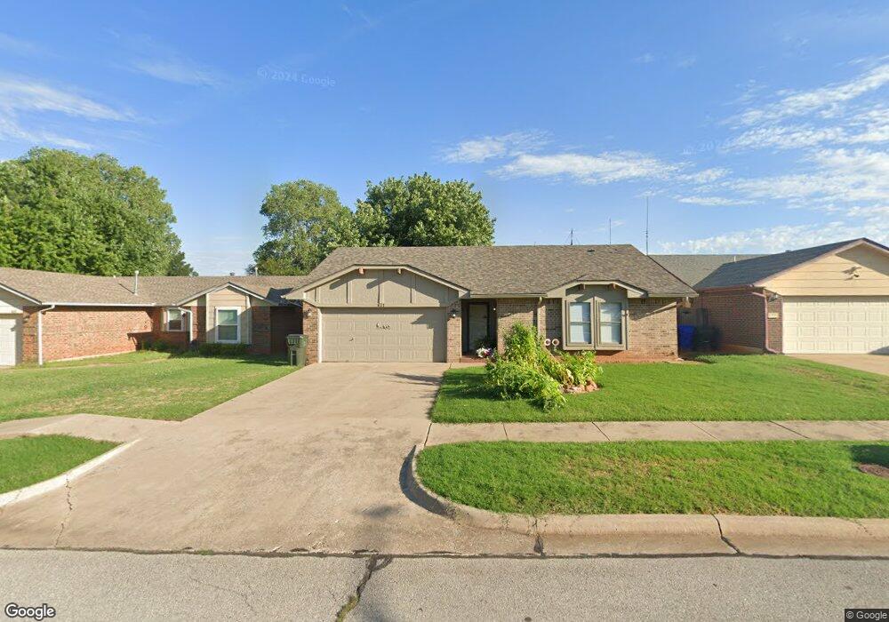 621 Coopers Hawk Dr, Norman, OK 73072 - photo 1