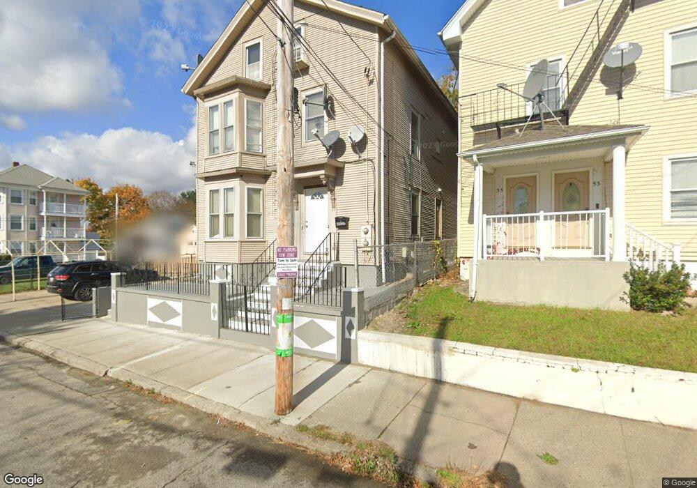 57 Sisson St, Pawtucket, RI 02860 - photo 1