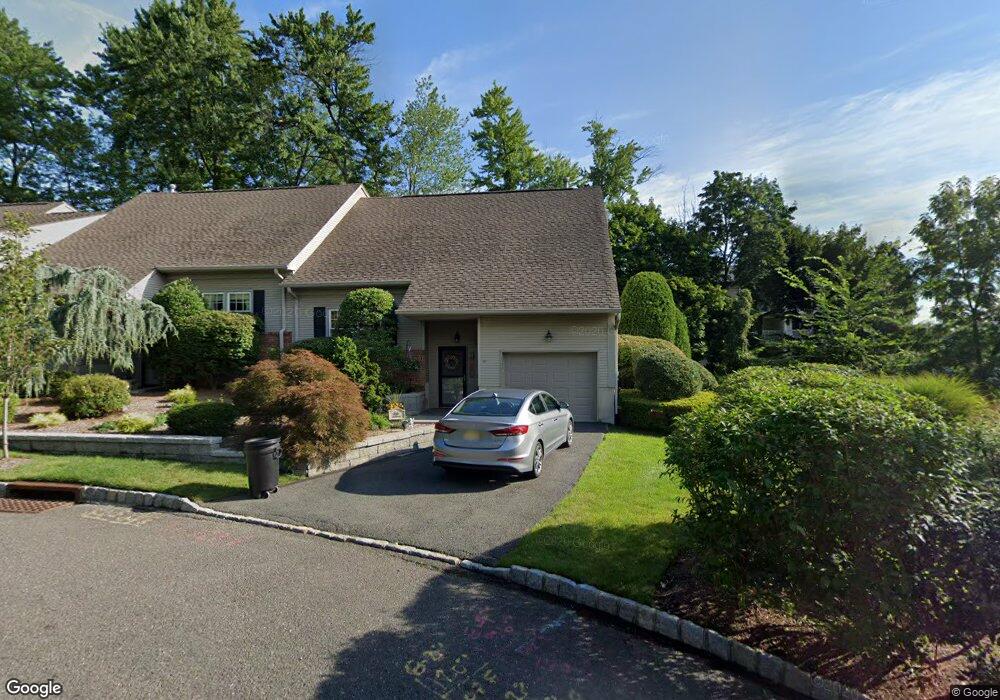 66 Allison Way unit 66, Emerson, NJ 07630 - photo 1