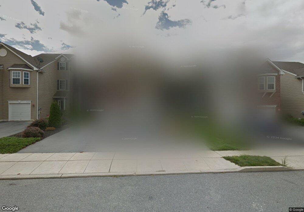 5304 Green Lawn Dr, Macungie, PA 18062 - photo 1