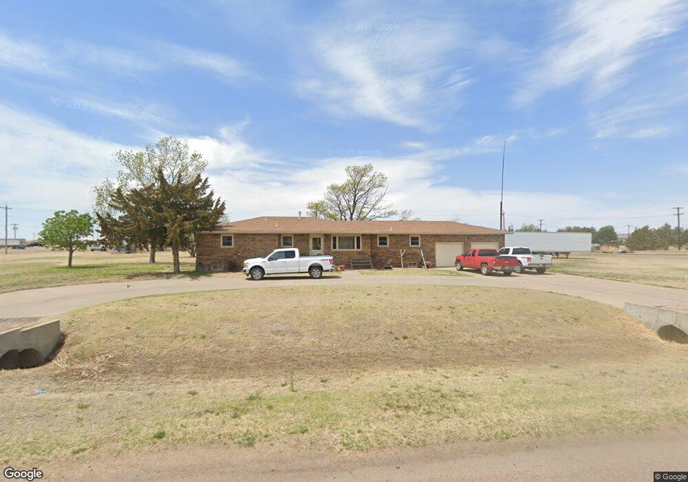 901 W City Limits St, Hugoton, KS 67951 - photo 1
