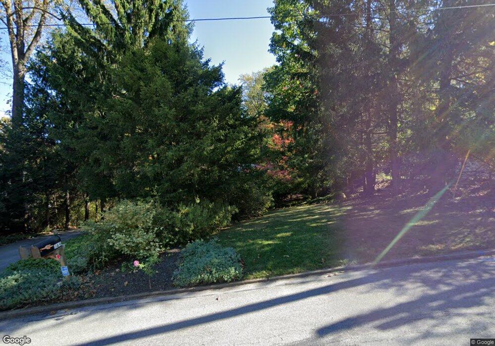 569 Gregory Ln, Devon, PA 19333 - photo 1