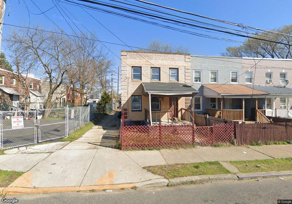 811 Tulip St, Camden, NJ 08104 - photo 1