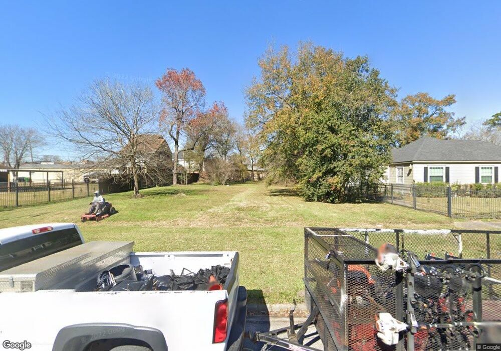 8143 Glenbrook Dr, Houston, TX 77017 - photo 1