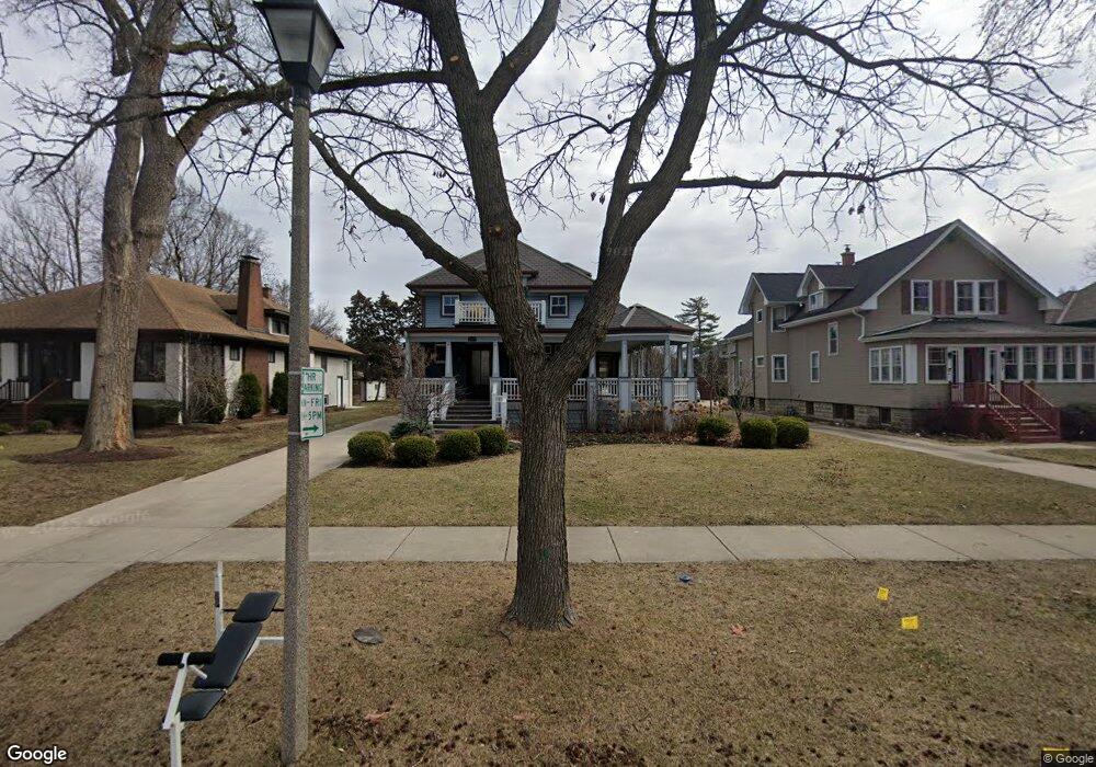 129 S Kenmore Ave, Elmhurst, IL 60126 - photo 1