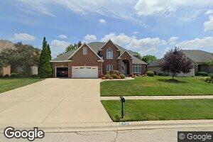 2720 Dickens Dr, Springfield, IL 62711