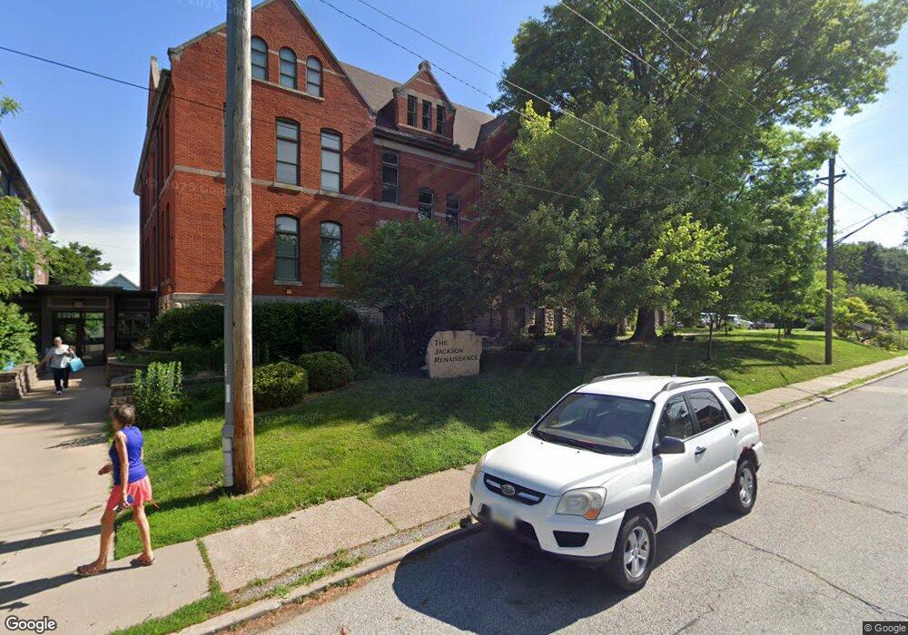 1420 W 16th St, Davenport, IA 52804 - photo 1