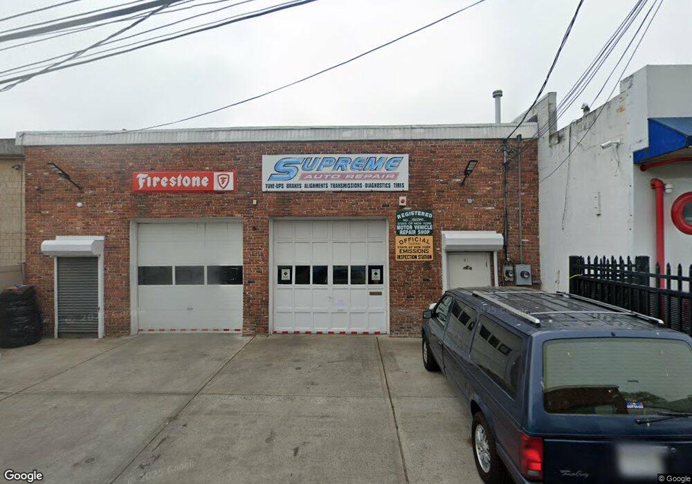 20 Munson St, Port Washington, NY 11050 - photo 1