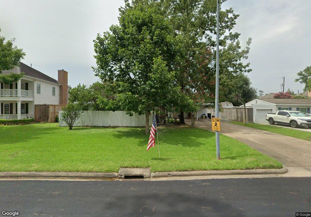 7606 Brykerwoods Dr, Houston, TX 77055 - photo 1