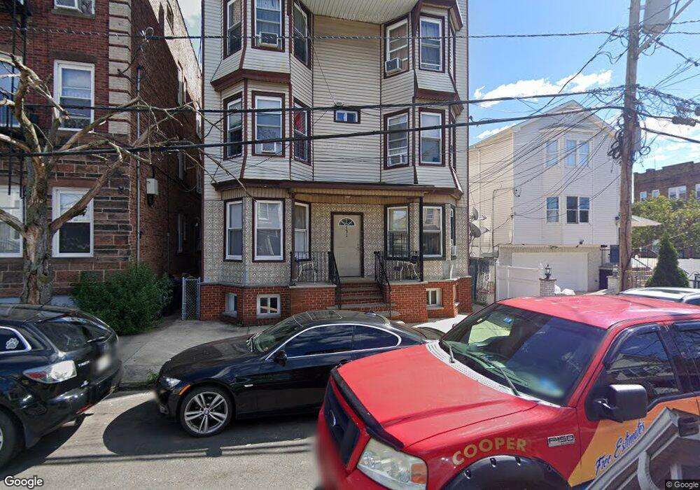 529 4th St, Newark, NJ 07107 - photo 1