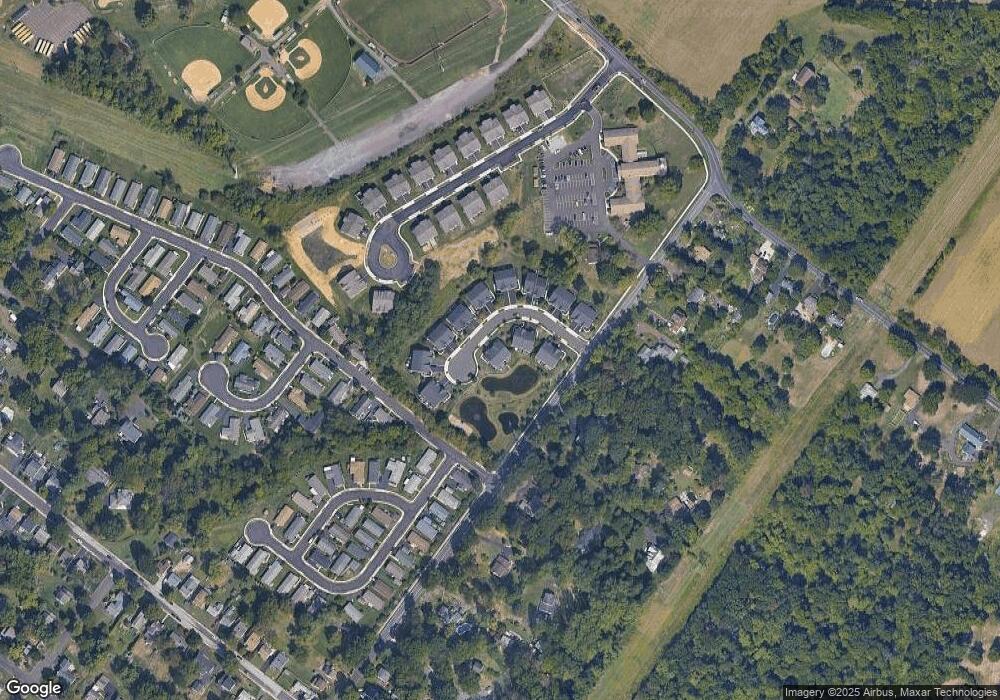 330 Newbury Ct, North Wales, PA 19454 - photo 1