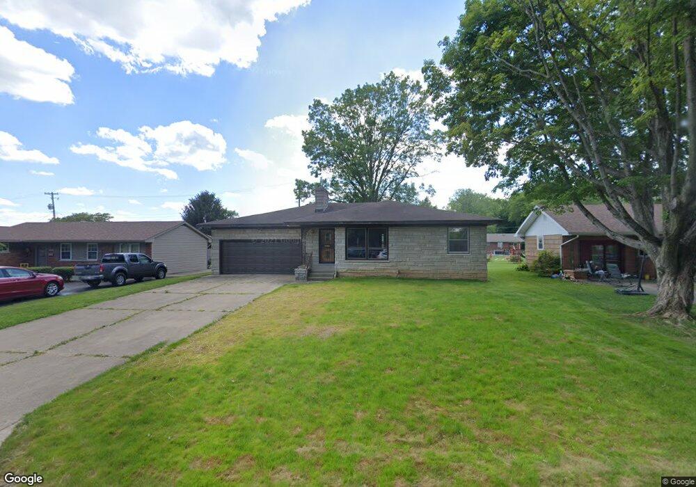 225 Jefferson St, Charlestown, IN 47111 - photo 1