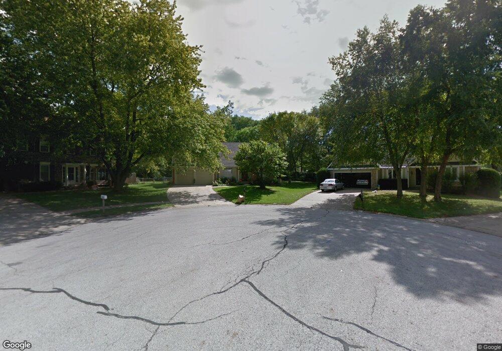 6733 Haskins St, Shawnee, KS 66216 - photo 1