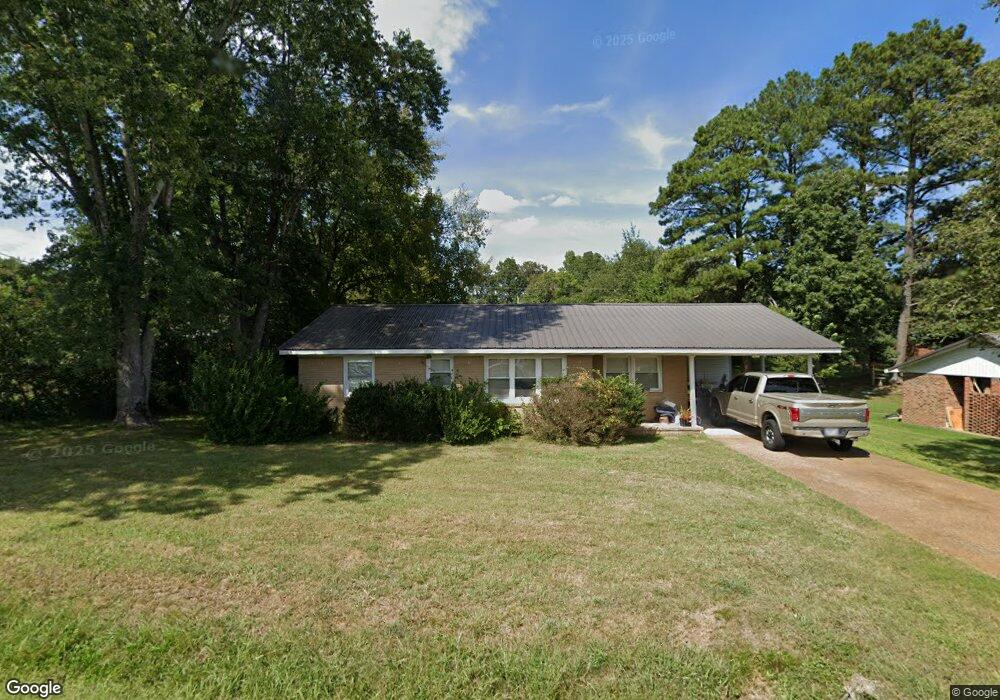 135 College Ave, Linden, TN 37096 - photo 1