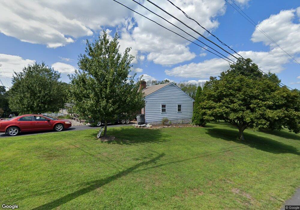 5 Queen St, Douglassville, PA 19518 - photo 1