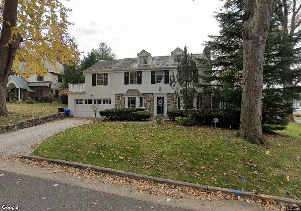 96 Andrew Rd, Manhasset, NY 11030 - photo 1
