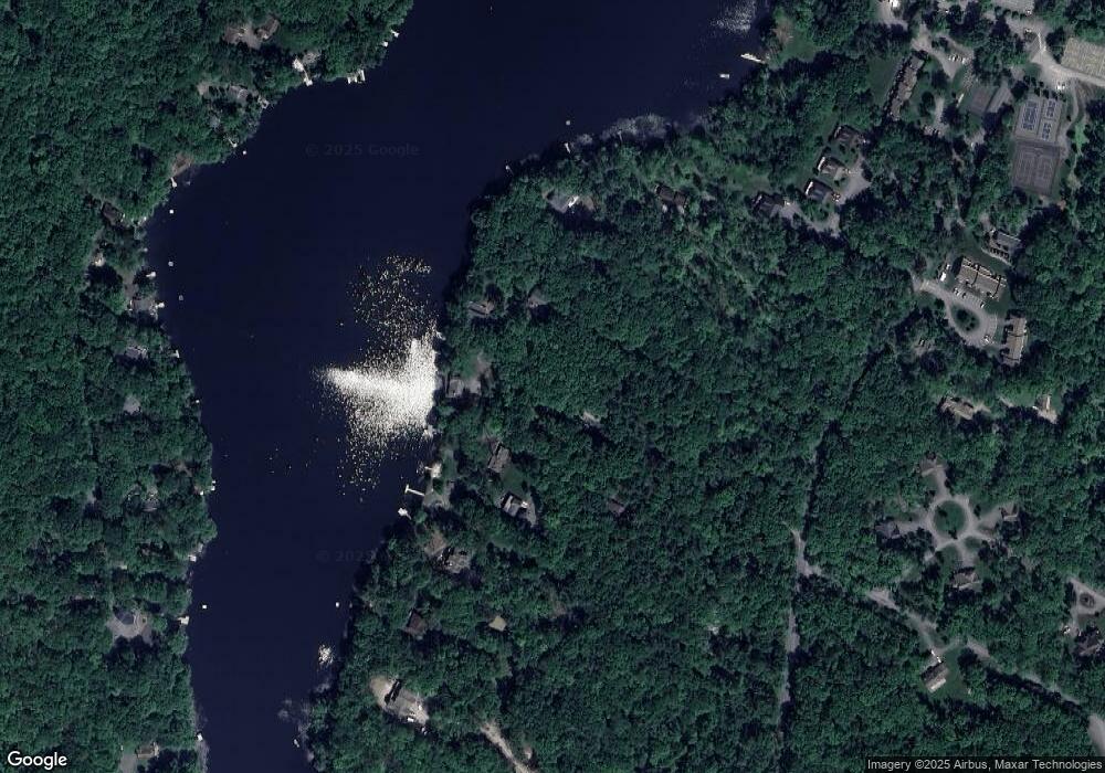 118 Lost House Ln, Hawley, PA 18428 - photo 1