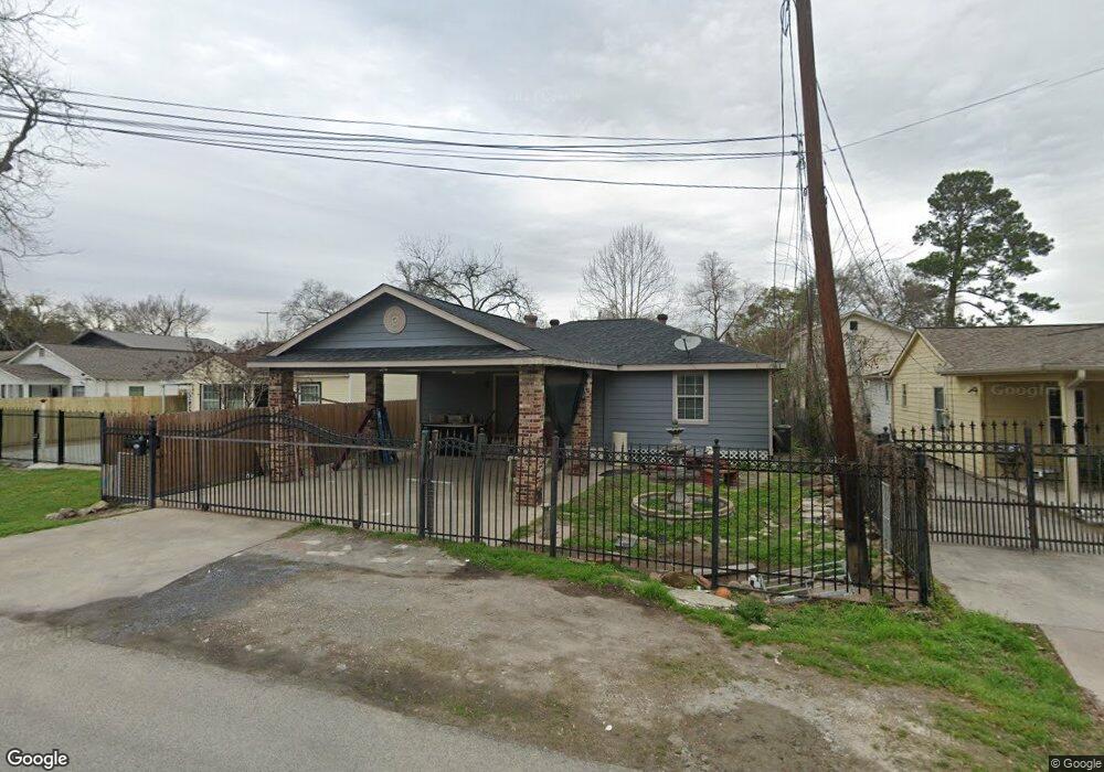 233 Neyland St, Houston, TX 77022 - photo 1