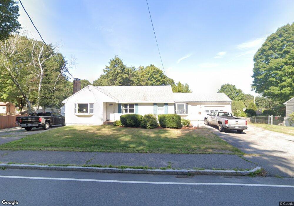 4 Pine St, Danvers, MA 01923 - photo 1