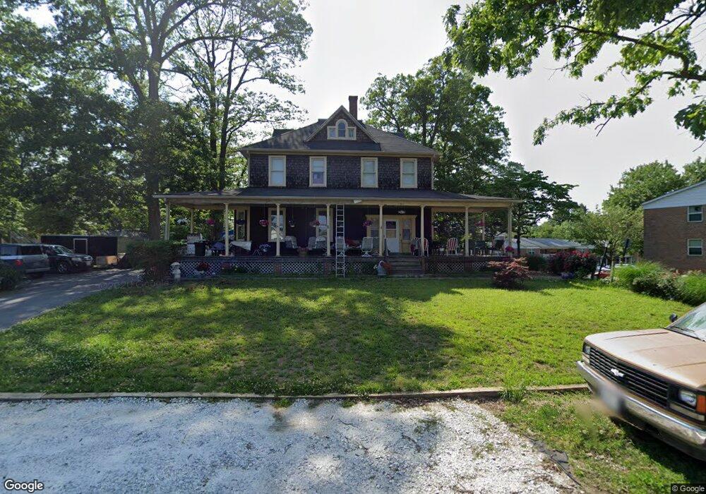 300 Bloomsbury Ave, Catonsville, MD 21228 - photo 1