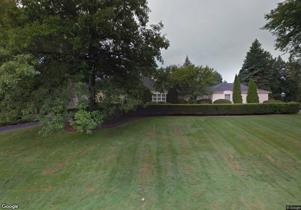 235 Harlan Dr, Bloomfield Hills, MI 48304 - photo 1