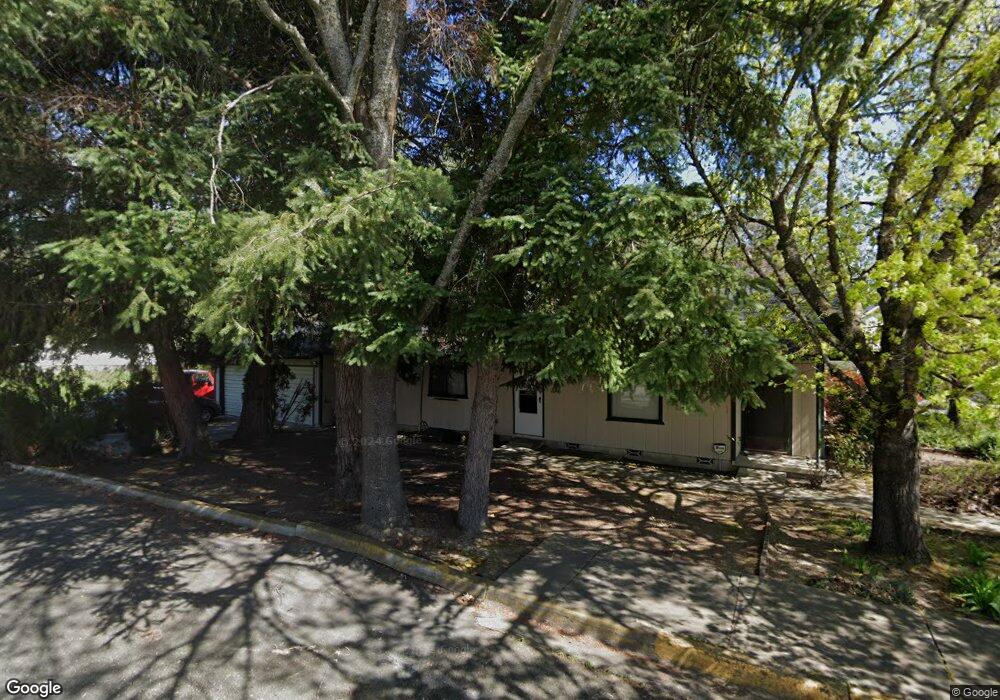 2199 NW North Hill Dr, Grants Pass, OR 97526 - photo 1