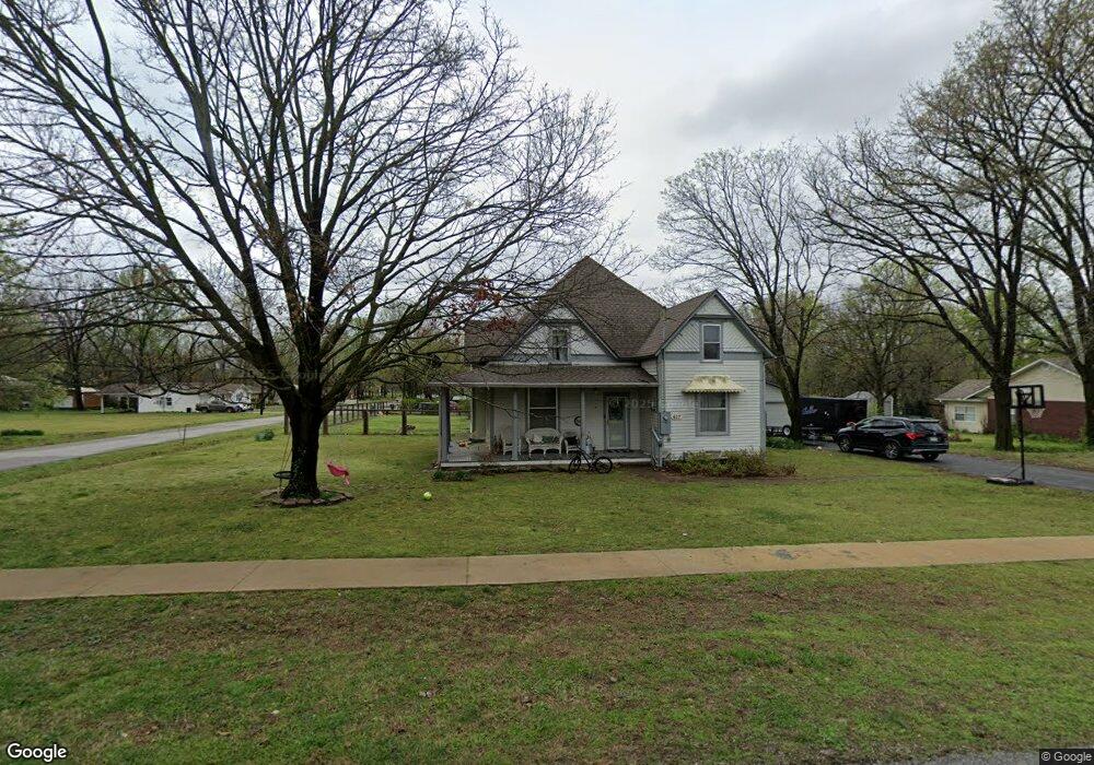 617 E Buchanan St, Prairie Grove, AR 72753 - photo 1
