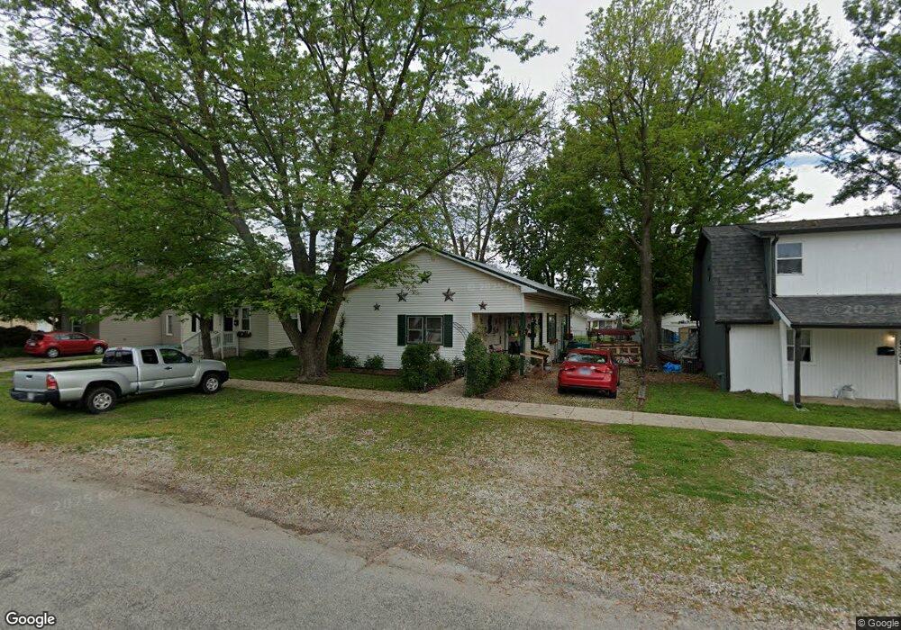 1312 Moultrie Ave, Mattoon, IL 61938 - photo 1