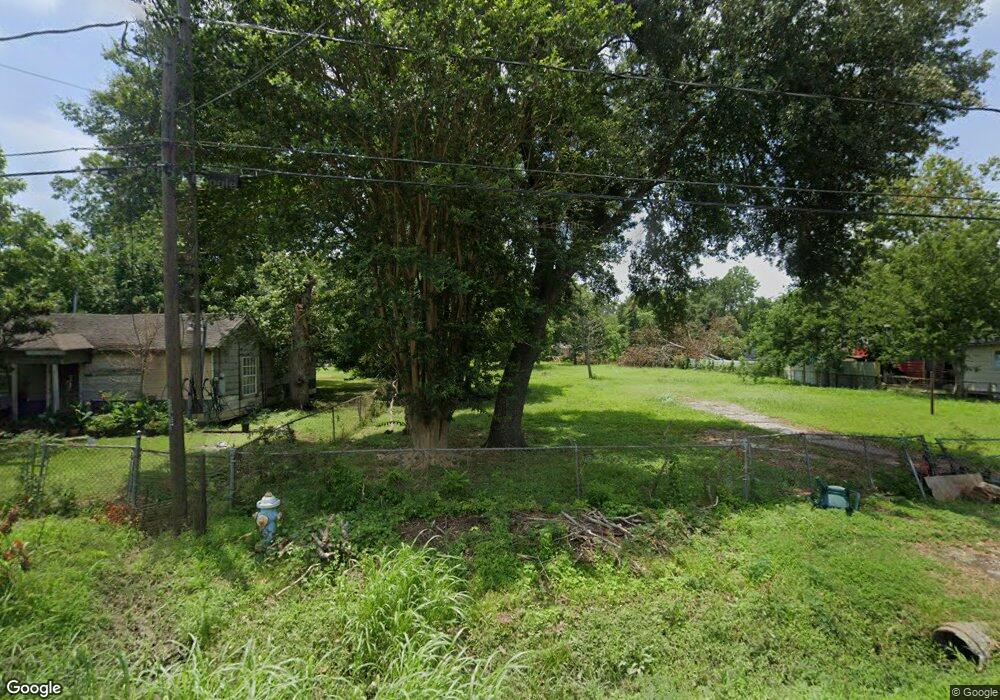 1006 Knight St, Houston, TX 77022 - photo 1