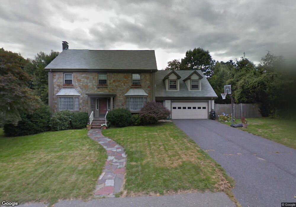 210 Robbins St, Milton, MA 02186 - photo 1