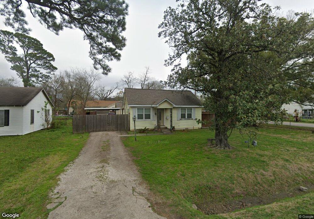 7802 Helmers St, Houston, TX 77022 - photo 1