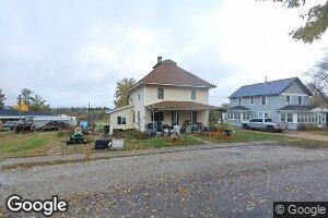 704 NW School St, Leon, IA 50144