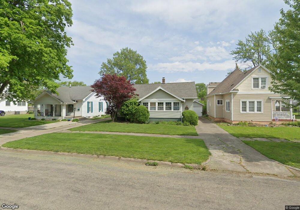 3332 Prairie Ave, Mattoon, IL 61938 - photo 1