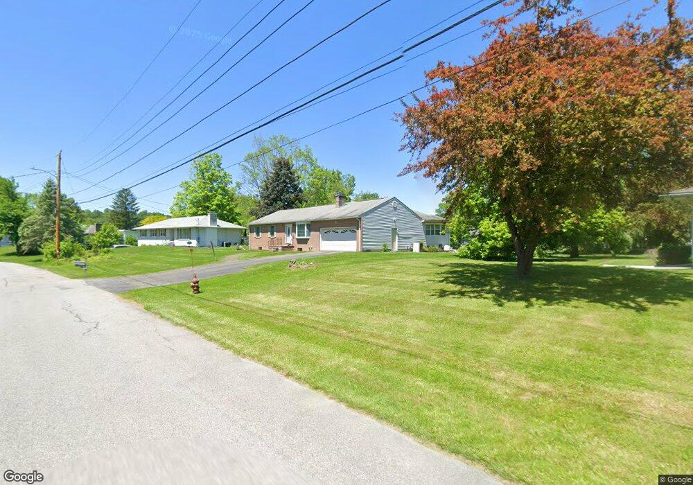 8 Creek Bend Rd, Poughkeepsie, NY 12603 - photo 1