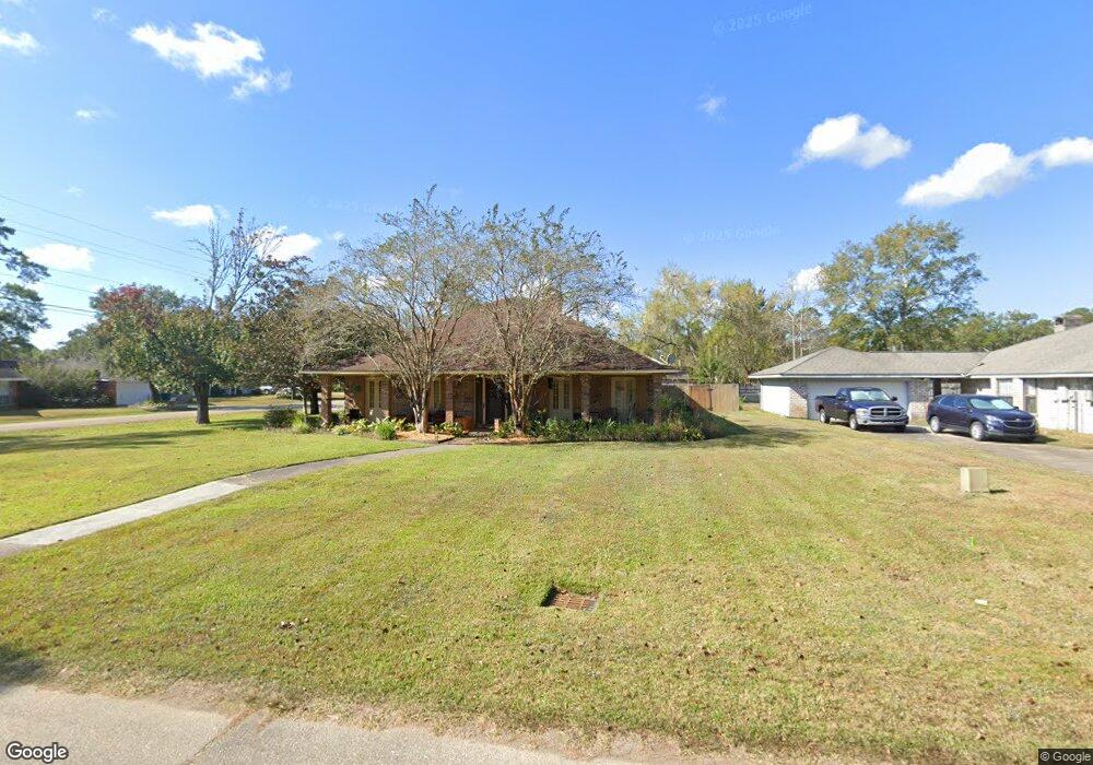 501 Cross Gates Blvd, Slidell, LA 70461 - photo 1