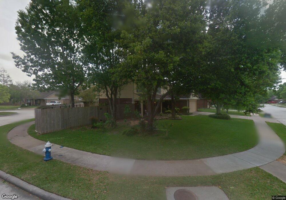 3903 Spring Crest Ct, Pearland, TX 77584 - photo 1