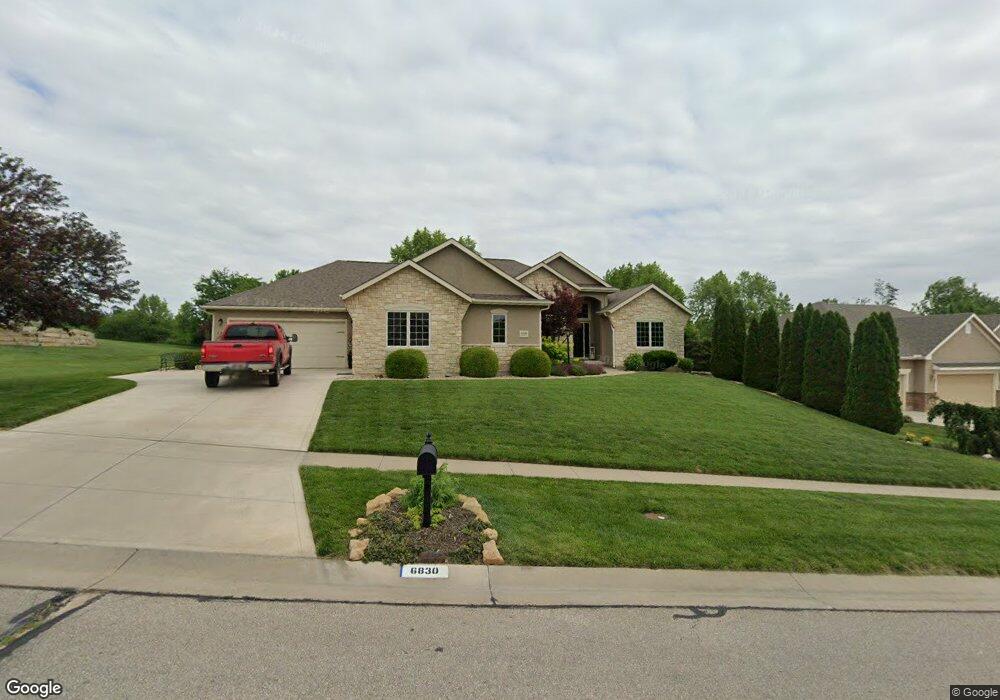 6830 SW 44th St, Topeka, KS 66610 - photo 1