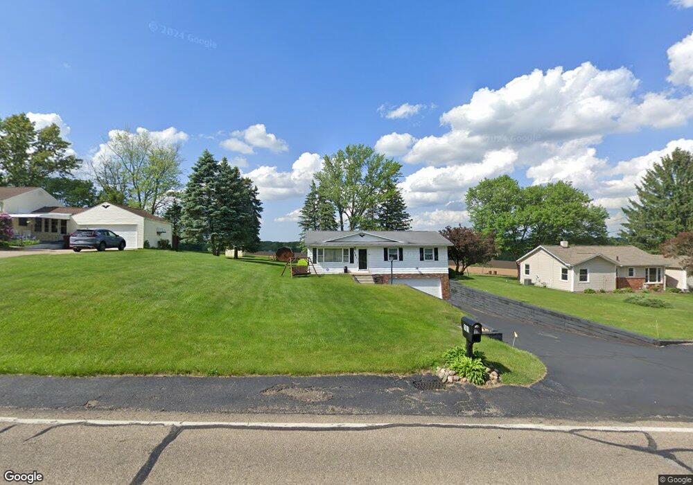 181 W Nimisila Rd, Akron, OH 44319 - photo 1