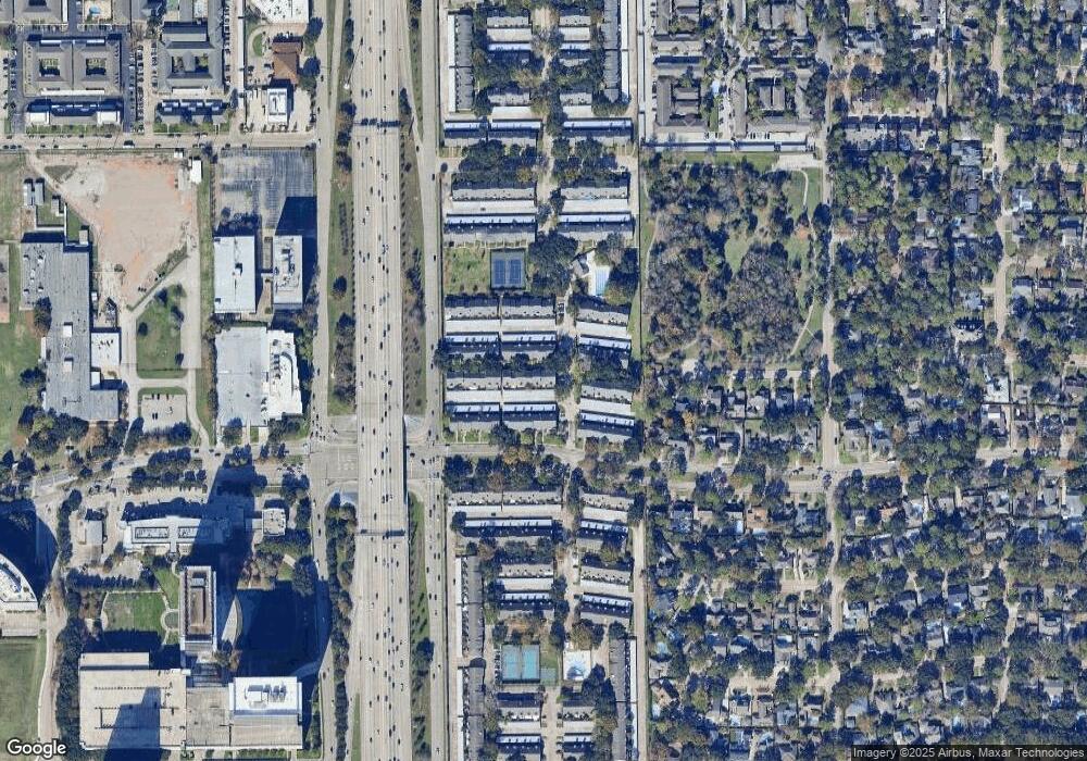 10286 Briar Forest Dr unit 26, Houston, TX 77042 - photo 1