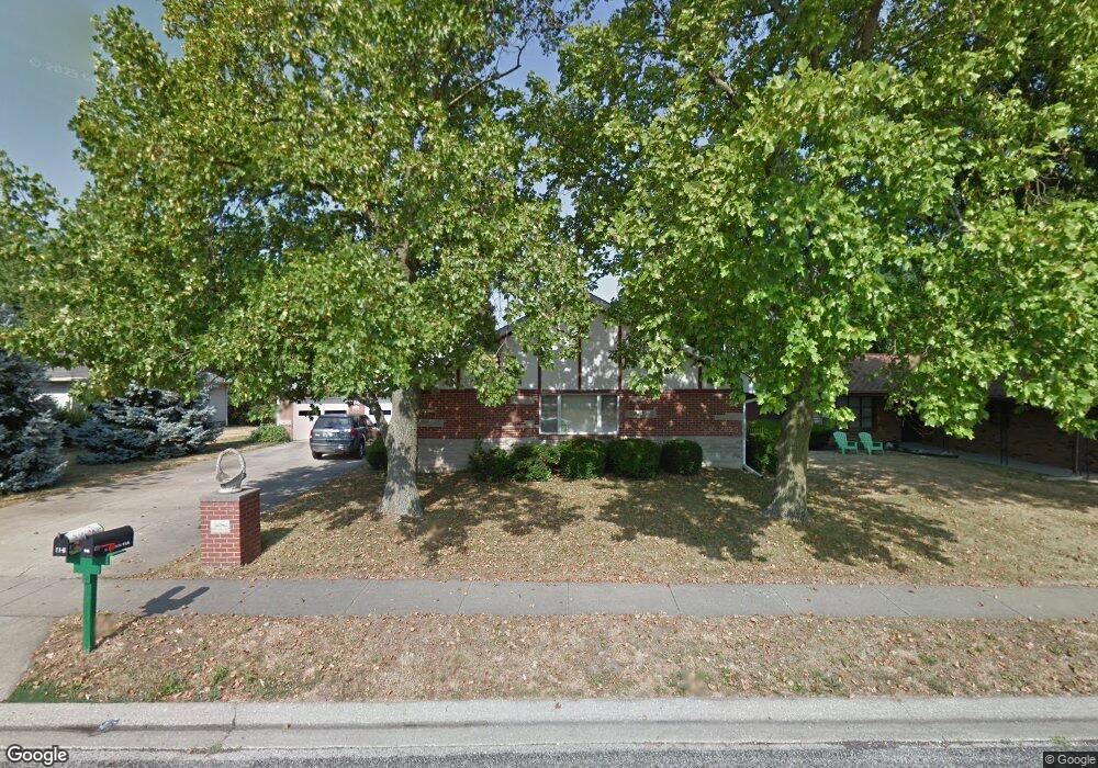 11 Eisenhower Dr unit B, Jacksonville, IL 62650 - photo 1