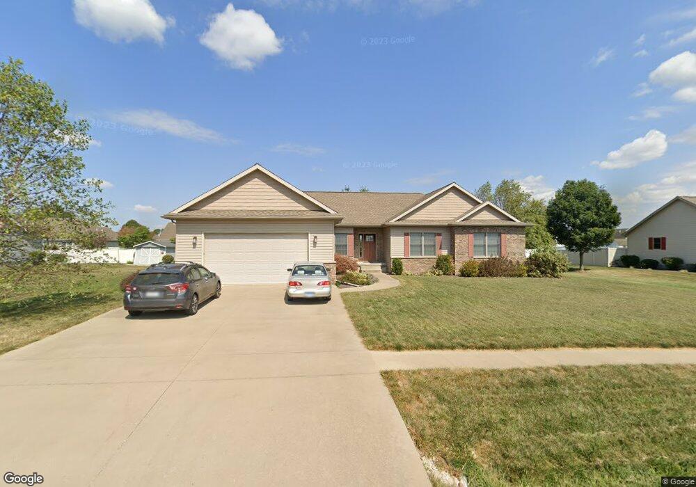 200 E Jaycee Ave, Effingham, IL 62401 - photo 1