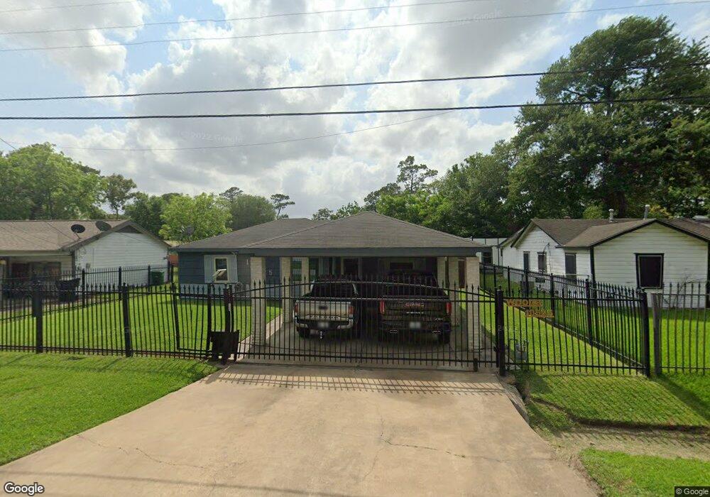 10525 Bucknell Rd, Houston, TX 77016 - photo 1