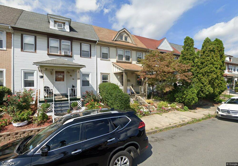 711 Wood St, Bethlehem, PA 18018 - photo 1