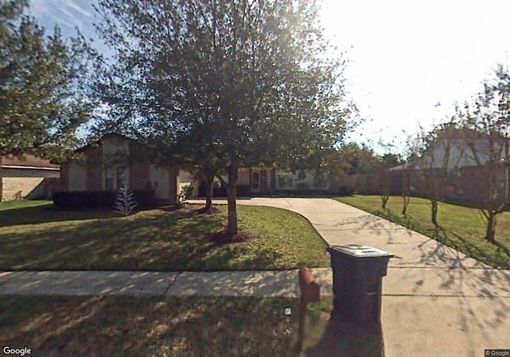 1204 Piney Woods Dr, Friendswood, TX 77546 - photo 1