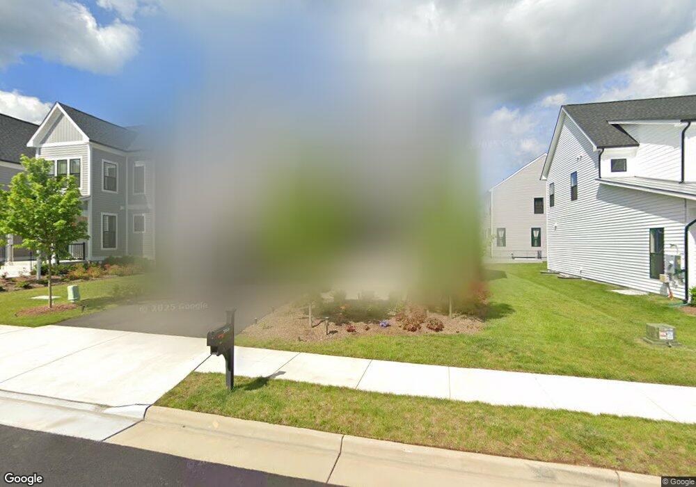 25541 Byrnes Crossing Dr, Chantilly, VA 20152 - photo 1