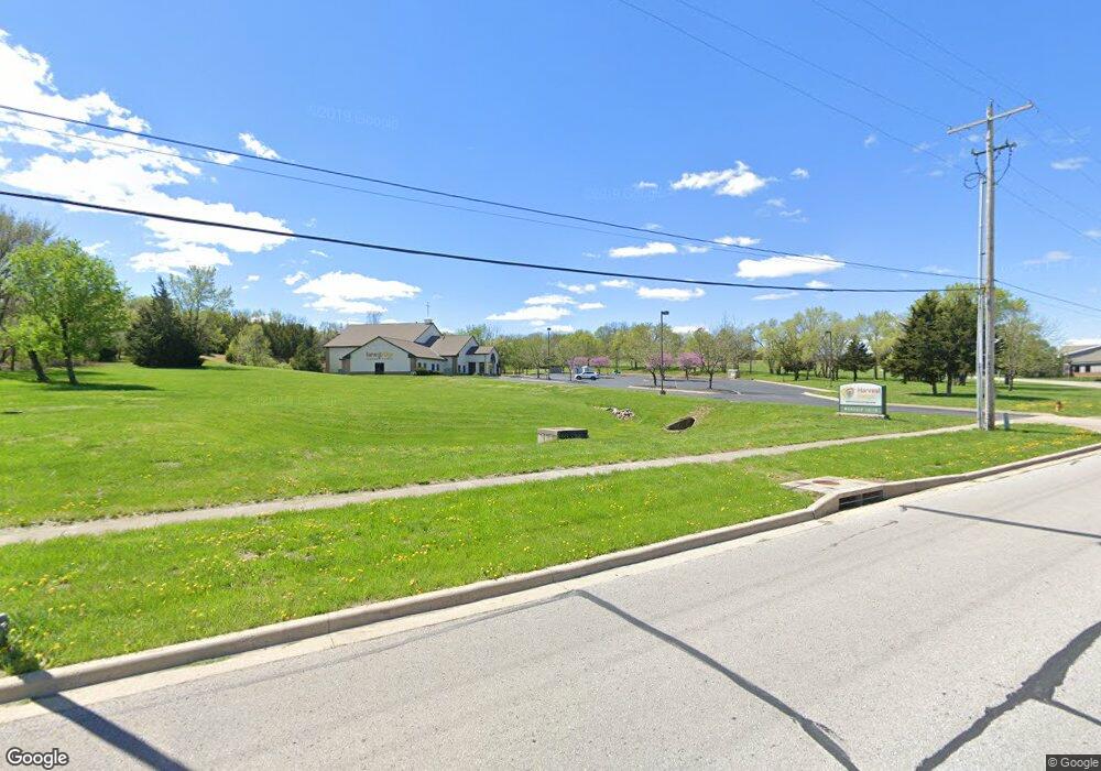 7118 Brockway St, Shawnee, KS 66227 - photo 1