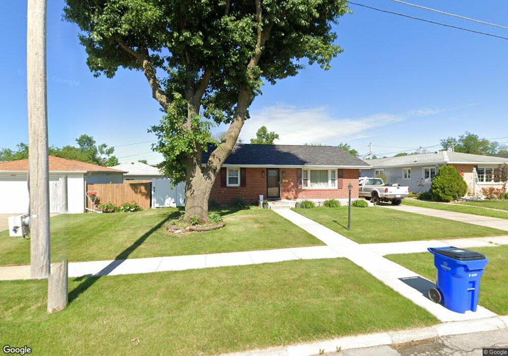 708 27th St NW, Cedar Rapids, IA 52405 - photo 1