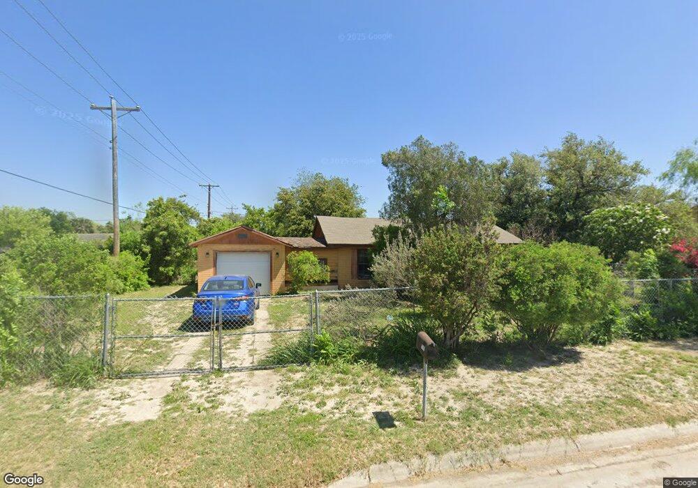 201 E Butler St, Pharr, TX 78577 - photo 1