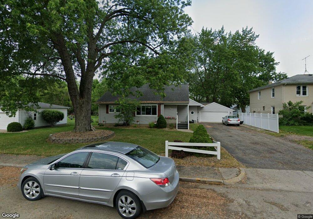 755 N Elm St, Nappanee, IN 46550 - photo 1